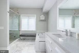 838 Lombard St, Philadelphia, PA 19147 - Photo 48