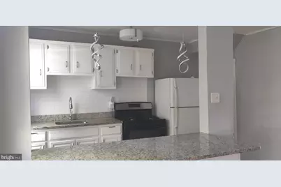 2653 S Robinson Street, Philadelphia, PA 19142 - Photo 4