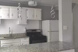 2653 S Robinson St, Philadelphia, PA 19142 - Photo 4