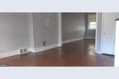 2653 S Robinson Street, Philadelphia, PA 19142 - Photo 2