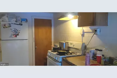 2523 S Dewey Street, Philadelphia, PA 19142 - Photo 8