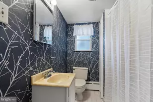 909 Watkins St, Philadelphia, PA 19148 - Photo 18