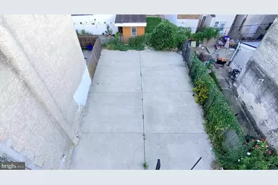2033 N Lawrence Street, Philadelphia, PA 19122 - Photo 2