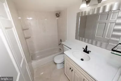 1420 Locust Street #24R, Philadelphia, PA 19102 - Photo 20