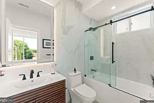 6983 Silverwood St, Philadelphia, PA 19128 - Photo 14