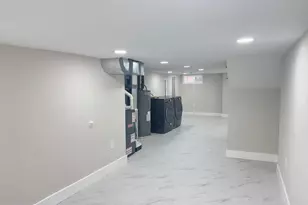 2426 S Juniper St, Philadelphia, PA 19148 - Photo 18