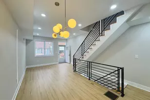 2426 S Juniper St, Philadelphia, PA 19148 - Photo 4