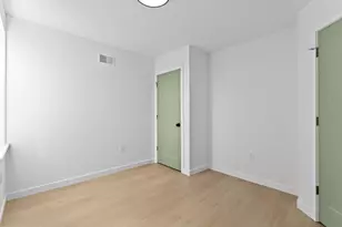 6930 Dicks Ave, Philadelphia, PA 19142 - Photo 20