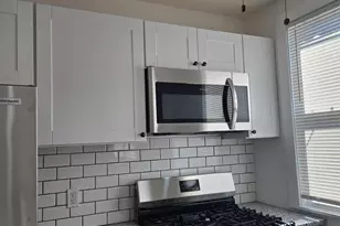 1304 Fanshawe St, Philadelphia, PA 19111 - Photo 16