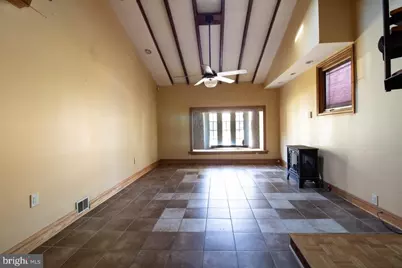 302 Crest Park Road, Philadelphia, PA 19119 - Photo 4