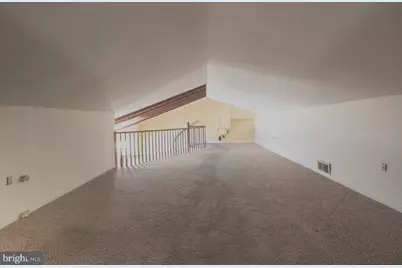 302 Crest Park Road, Philadelphia, PA 19119 - Photo 8