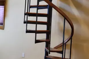 302 Crest Park Rd, Philadelphia, PA 19119 - Photo 6