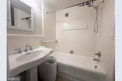 1324 Locust Street #1508, Philadelphia, PA 19107 - Photo 8