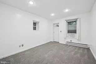 1709 Christian St, Philadelphia, PA 19146 - Photo 10