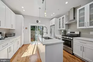 1944 Mountain St, Philadelphia, PA 19145 - Photo 12