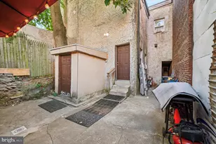 2241 N 8th St, Philadelphia, PA 19133 - Photo 24