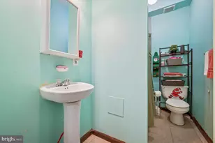 2241 N 8th St, Philadelphia, PA 19133 - Photo 22