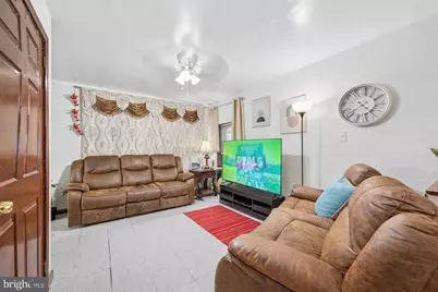 2241 N 8th Street, Philadelphia, PA 19133 - Photo 8