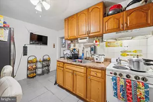 2241 N 8th St, Philadelphia, PA 19133 - Photo 16