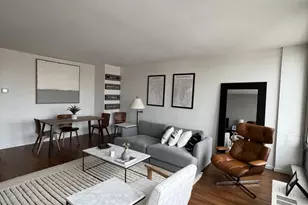 210 Locust St, Philadelphia, PA 19106 - Photo 4