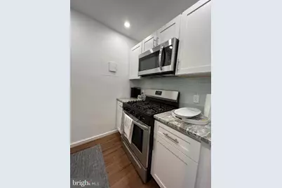 210 Locust Street #15EW, Philadelphia, PA 19106 - Photo 8