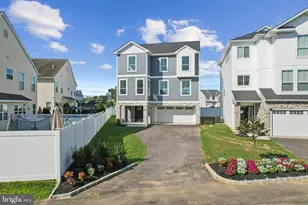 9838 Legion Street W, Philadelphia, PA 19114 - Photo 4