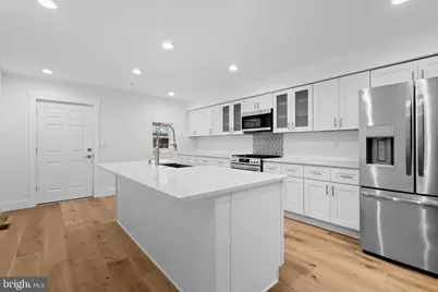 2049 E Letterly Street, Philadelphia, PA 19125 - Photo 10