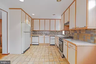 1701 Pine St, Philadelphia, PA 19103 - Photo 8