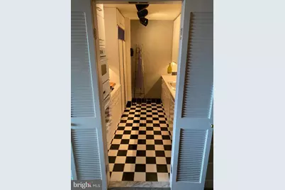 604 S Washington Square #1712, Philadelphia, PA 19106 - Photo 8