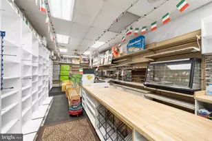 2555 S Warnock St, Philadelphia, PA 19148 - Photo 10