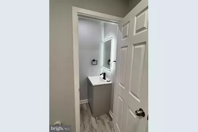 5009 Hawthorne Street, Philadelphia, PA 19124 - Photo 10