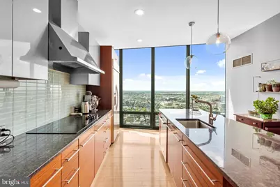 2101 Market Street #PH02, Philadelphia, PA 19103 - Photo 10