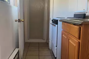 557 N Creighton St, Philadelphia, PA 19131 - Photo 8