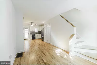 904 S 6th Street, Philadelphia, PA 19147 - Photo 2