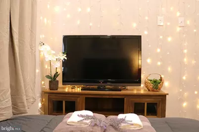 1950 N 19th Street, Philadelphia, PA 19121 - Photo 6