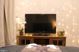 1950 N 19th St, Philadelphia, PA 19121 - Photo 6