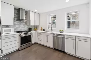 774 S Hicks St, Philadelphia, PA 19146 - Photo 12