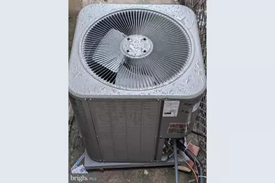 443 S 56th Street, Philadelphia, PA 19143 - Photo 32