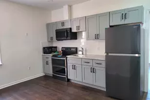 705 S 52nd St, Philadelphia, PA 19143 - Photo 2