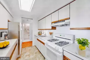 604 S Washington Square, Philadelphia, PA 19106 - Photo 6