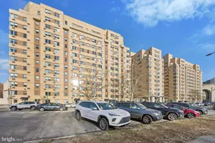 2601 Pennsylvania Ave, Philadelphia, PA 19130 - Photo 2