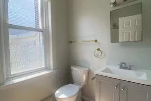 913 N 15th St, Philadelphia, PA 19130 - Photo 4