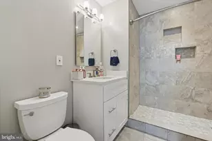 2 Leverington Ave, Philadelphia, PA 19127 - Photo 10