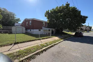 801 Charette Rd, Philadelphia, PA 19115 - Photo 2