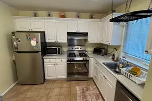 550 Arnold St, Philadelphia, PA 19111 - Photo 12