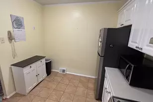 550 Arnold St, Philadelphia, PA 19111 - Photo 10