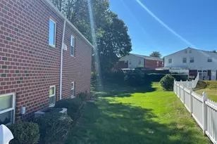 550 Arnold St, Philadelphia, PA 19111 - Photo 64