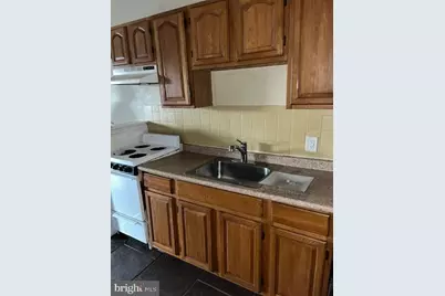 5634 Walnut Street #1ST FLOOR, Philadelphia, PA 19139 - Photo 12