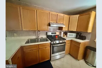 8012 Lawndale Avenue, Philadelphia, PA 19111 - Photo 14