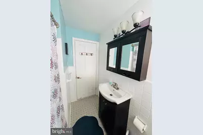 8012 Lawndale Avenue, Philadelphia, PA 19111 - Photo 26